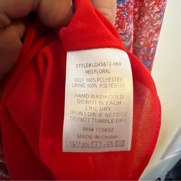 VICI Women's Santana Floral Tiered Off Shoulder Midi Dress Sz Medium Red Boho - Picture 8 of 13